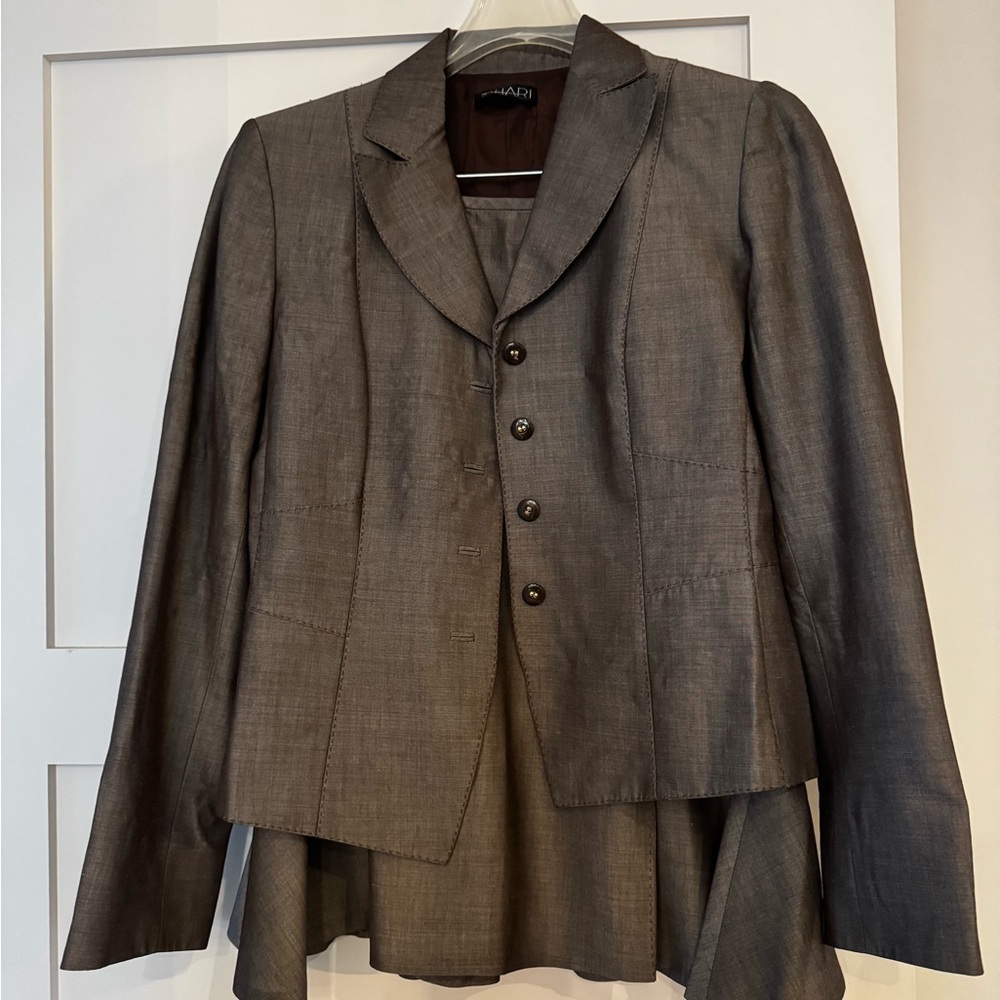 Chic 2 piece Women's Suit